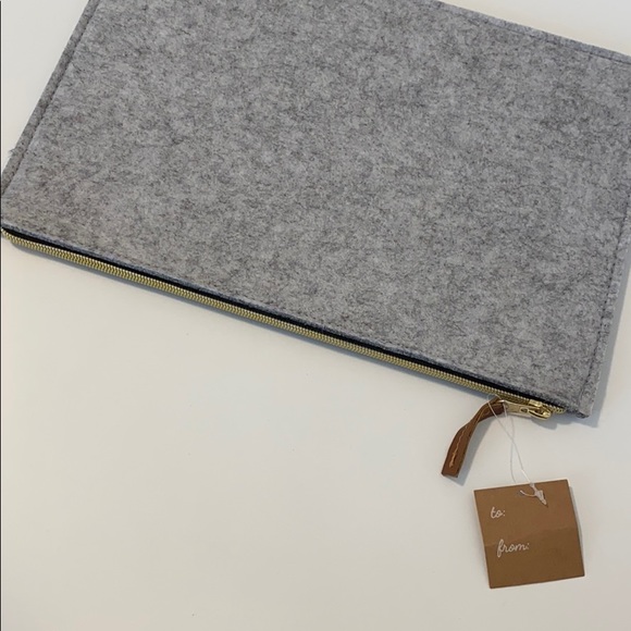 Felt clutch - Picture 4 of 7